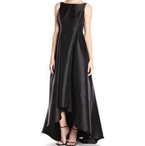 Adrianna Papell gown